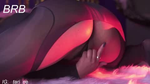 Snapshot of ne_fertari chatting on 09.13.25 Nefertari online show from 09.13.25