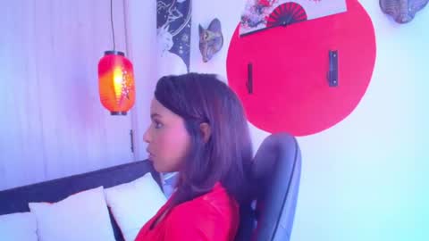Esmeralda online show from 07.21.26
