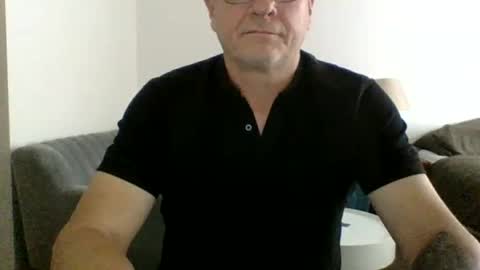 Snapshot of neckdown12 chatting on 02.28.25 neckdown12 online show from 02.28.25