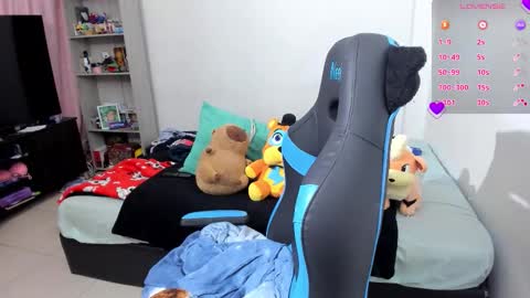 Geek Nicole    im Neeko UwU online show from 10.09.25