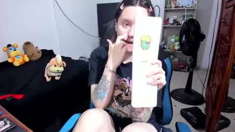 Geek Nicole    im Neeko UwU online show from 06.16.26