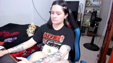 Geek Nicole    im Neeko UwU online show from 07.30.26