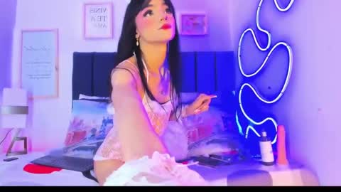 Snapshot of nefera_nox chatting on 11.05.25 nefera_nox online show from 11.05.25