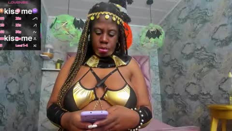 Nefer  online show from 11.01.25