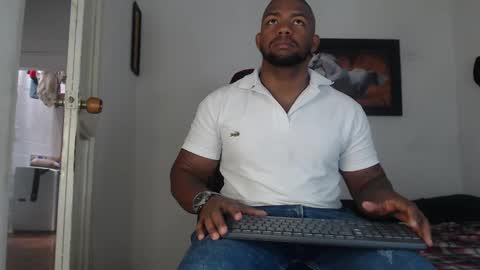 Snapshot of negritomeloso_k18 chatting on 09.15.25 negritomeloso_k18 online show from 09.15.25