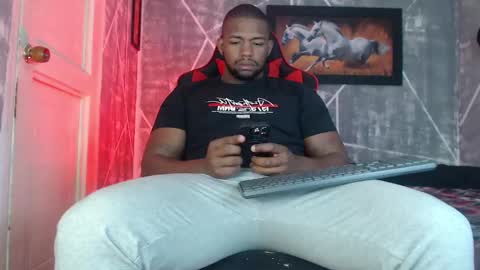 Snapshot of negritomeloso_k18 chatting on 10.06.25 negritomeloso_k18 online show from 10.06.25