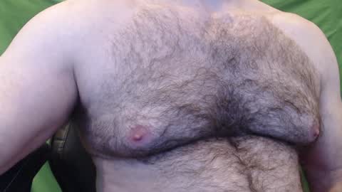 Snapshot of neighbordick chatting on 01.12.25 GuyNextDoor online show from 01.12.25