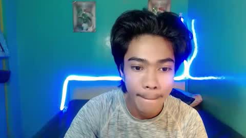 neil_asian69 online show from 04.19.26
