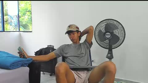 Snapshot of neitan_miller chatting on 07.28.26 neitan online show from 07.28.26