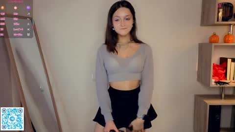 Vicky and Beatrice online show from 04.26.26