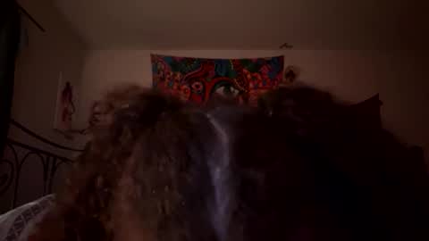 Snapshot of nellbee chatting on 11.06.25 Nell xo online show from 11.06.25