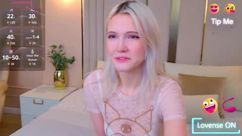 Snapshot of nellloyns chatting on 03.12.26 Nelly online show from 03.12.26