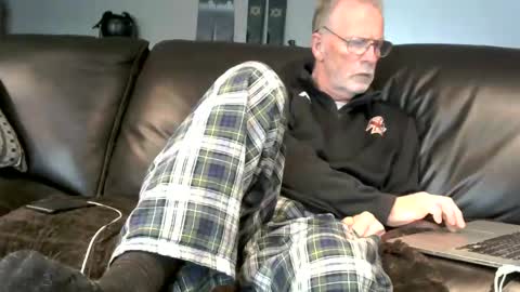 Snapshot of neman4u2c chatting on 11.05.25 Jack online show from 11.05.25