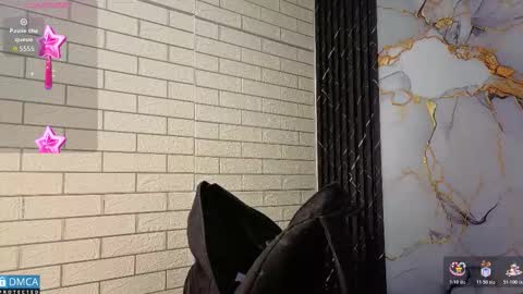 Salome Nena cupcake online show from 10.24.25