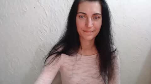Nensy online show from 10.03.25