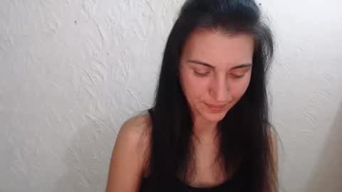 Nensy online show from 10.17.25