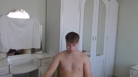 Snapshot of nenvol1 chatting on 12.26.24 better ask online show from 12.26.24