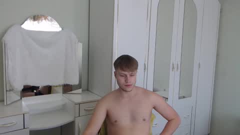 Snapshot of nenvol1 chatting on 12.27.24 better ask online show from 12.27.24