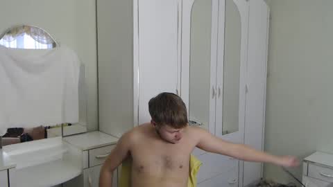 Snapshot of nenvol1 chatting on 01.17.25 better ask online show from 01.17.25