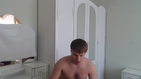 Snapshot of nenvol1 chatting on 02.21.25 better ask online show from 02.21.25