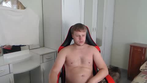 Snapshot of nenvol1 chatting on 09.29.25 better ask online show from 09.29.25