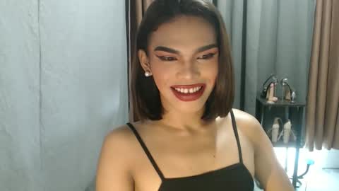 neomi online show from 06.08.26