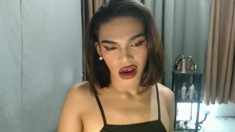 neomi online show from 06.09.26