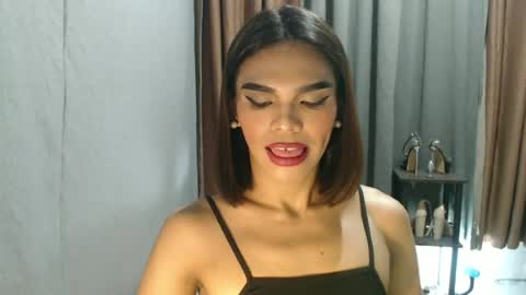 neomi online show from 06.21.26