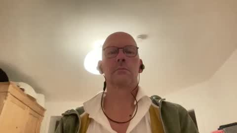 Snapshot of neptunofatlantis chatting on 09.30.25 neptunofatlantis online show from 09.30.25