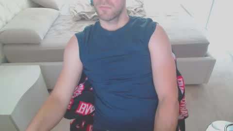 Snapshot of nerchia_89 chatting on 09.30.25 Nerchia89 online show from 09.30.25