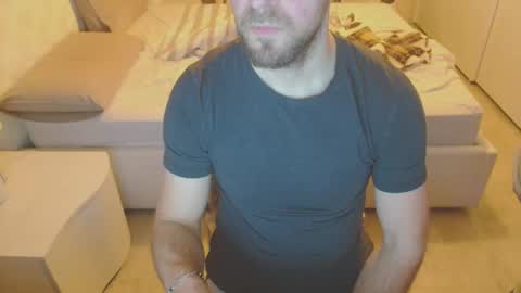 Snapshot of nerchia_89 chatting on 11.25.25 Nerchia89 online show from 11.25.25