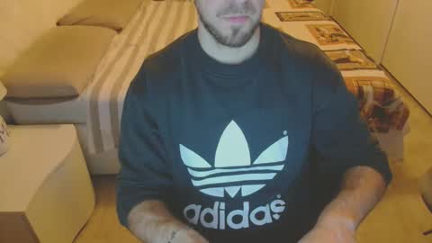 Snapshot of nerchia_89 chatting on 12.17.25 Nerchia89 online show from 12.17.25