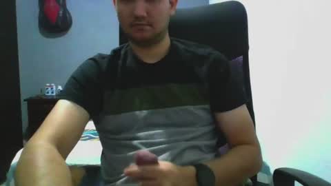 Snapshot of nerdxxx94 chatting on 06.18.26 MrBull online show from 06.18.26