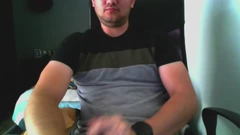 Snapshot of nerdxxx94 chatting on 06.18.26 MrBull online show from 06.18.26