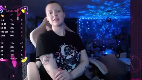 Snapshot of nerdy_squirty chatting on 09.24.25 NerdySquirty online show from 09.24.25