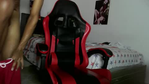 Snapshot of nerek_master chatting on 10.28.25 nerek master online show from 10.28.25