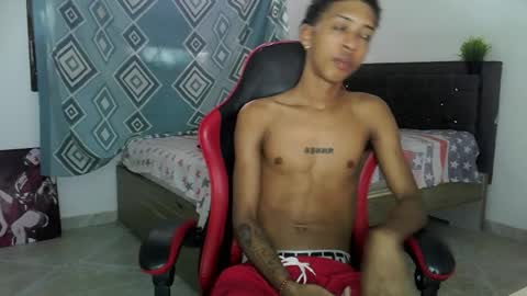 Snapshot of nerek_master chatting on 11.18.25 nerek master online show from 11.18.25