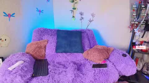          online show from 02.01.25