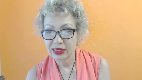 NessyJenixs online show from 07.08.26