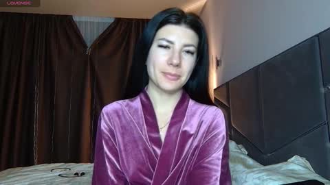 Nessy online show from 02.26.25