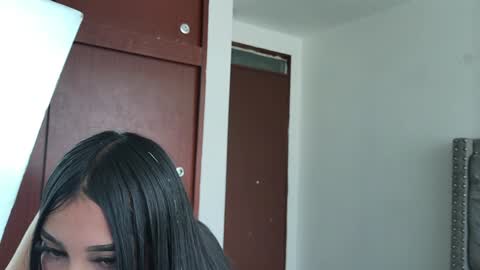 nesuko_kamado online show from 01.19.25