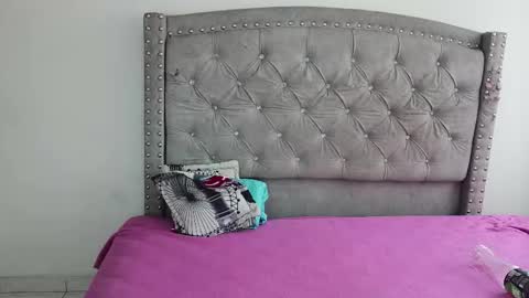 nesuko_kamado online show from 09.18.25