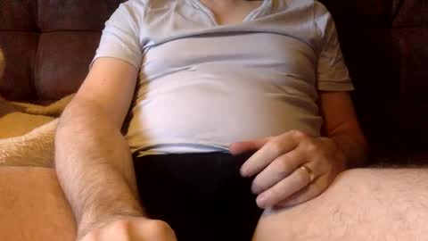 Snapshot of neu242gierig chatting on 02.12.25 Neu242Gierig online show from 02.12.25