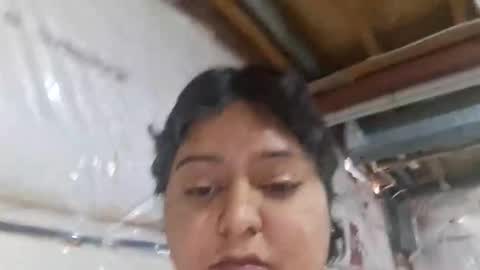 Snapshot of neverwiser chatting on 12.18.25 neverwiser online show from 12.18.25