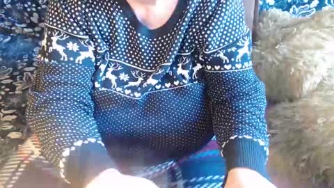 Snapshot of new_milf chatting on 03.03.25 Lilly online show from 03.03.25