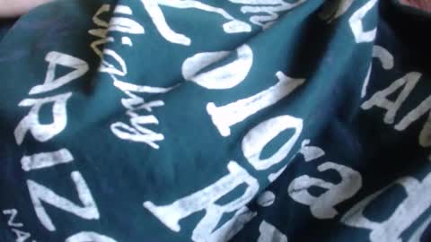 Snapshot of new_milf chatting on 09.14.25 Lilly online show from 09.14.25