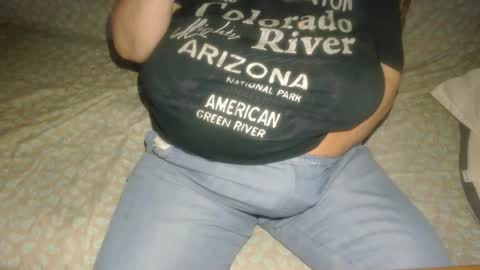 Snapshot of new_milf chatting on 09.19.25 Lilly online show from 09.19.25