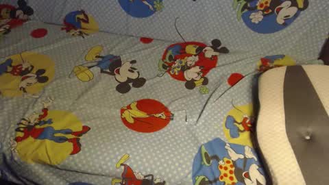 Snapshot of new_milf chatting on 10.25.25 Lilly online show from 10.25.25