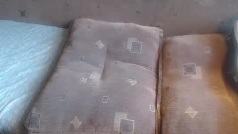 Snapshot of new_milf chatting on 10.27.25 Lilly online show from 10.27.25