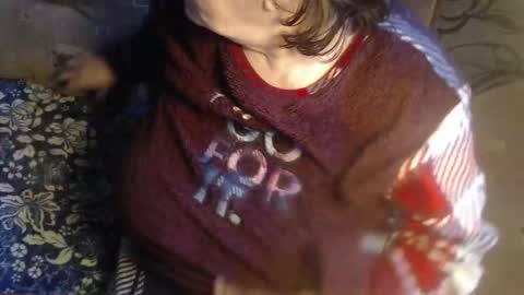 Snapshot of new_milf chatting on 11.25.25 Lilly online show from 11.25.25